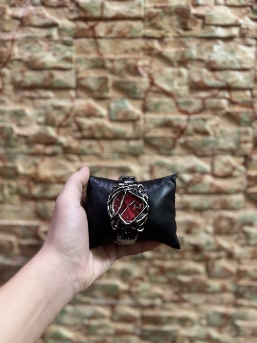 Часы. Alabaster.