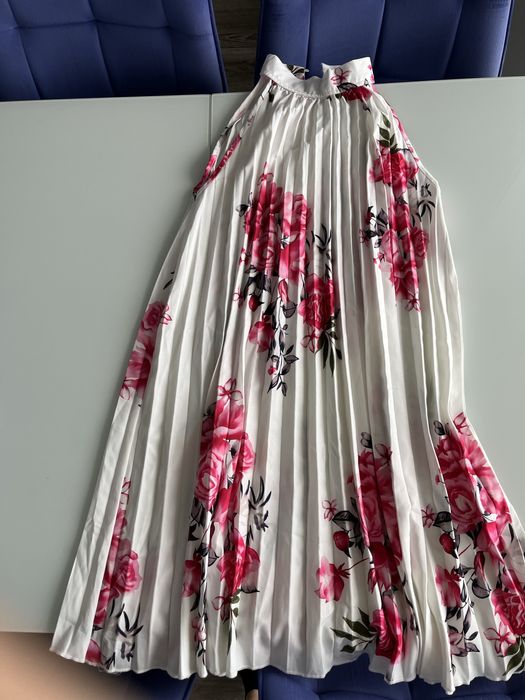 Женское плиссированное платье