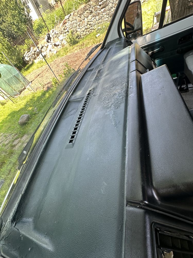 Бус Renault Trafic