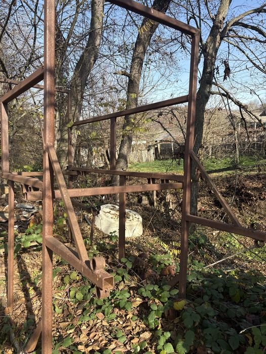 Vand razboi pentru caii