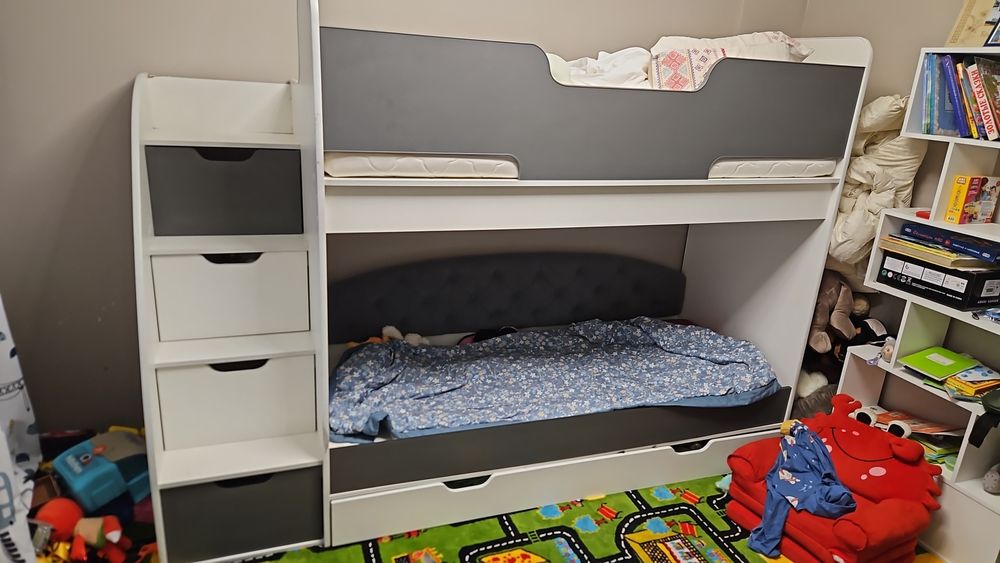 Детская двухэтажная кровать б/у