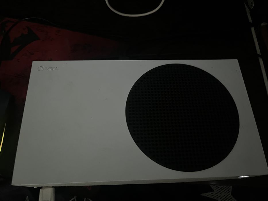 Vand/schimb urgent xbox series s+game pass ultimate