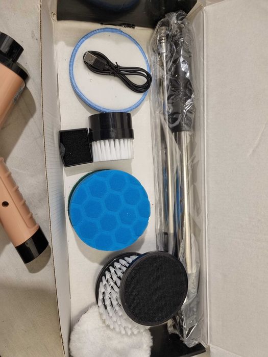 Aparat 7 in 1 de curatat geamuri