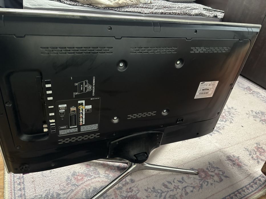 Смарт телевизор самсунг 40 инча