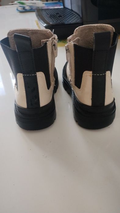 Лачени Боти Зара