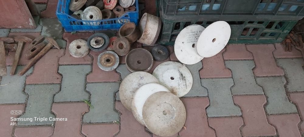 Pietre polizor strung vidia ,freze