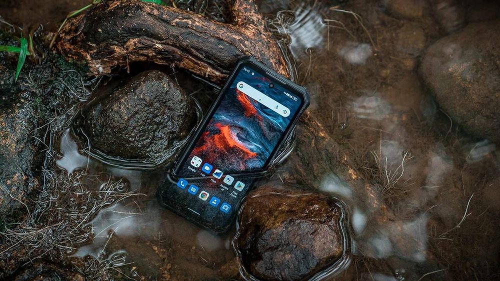 Продам бронефон Oukitel WP19