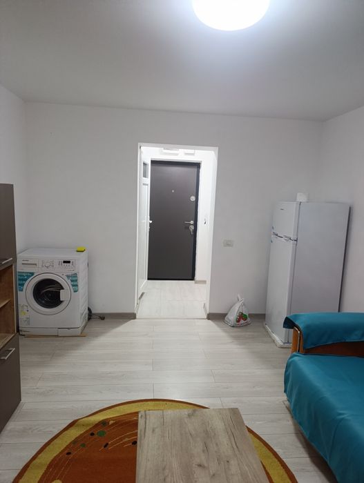 Închiriez garsonieră termen lung