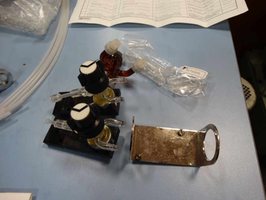 Лабораторен диспенсер OP-930/1