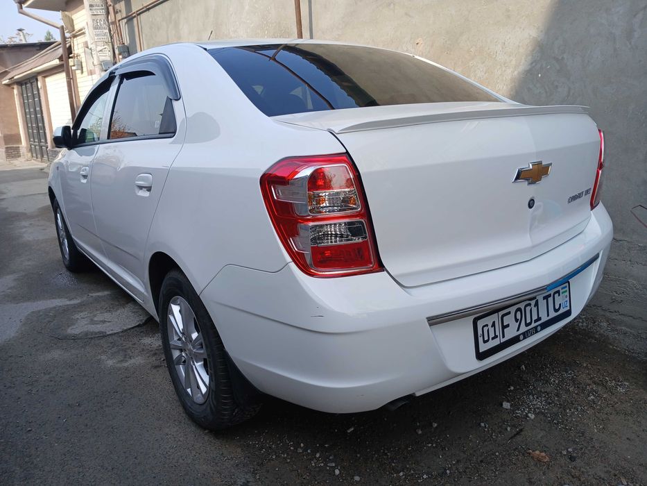 Кобальт оқ 2024 йил 8500 пробег сотилади.