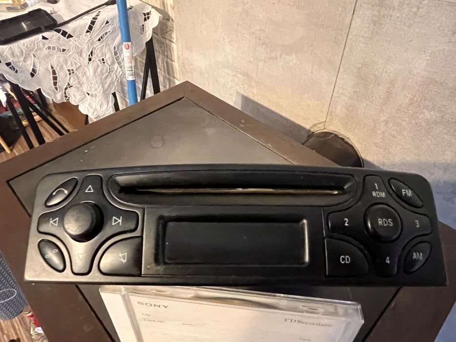 Player CD/Radio Mercedes
