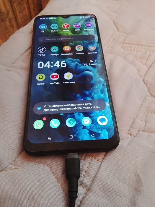 Новый ОРРО А18,128гб, не пользовался,почти, чехол кожанный