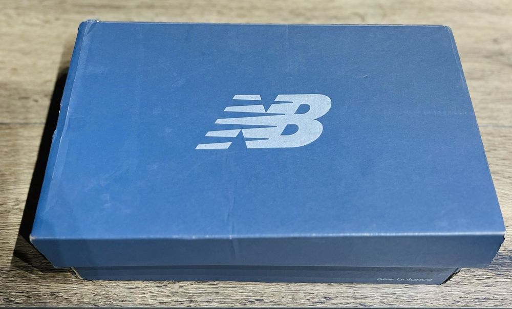 Маратонки New Balance мъжки, оригинални, нови.