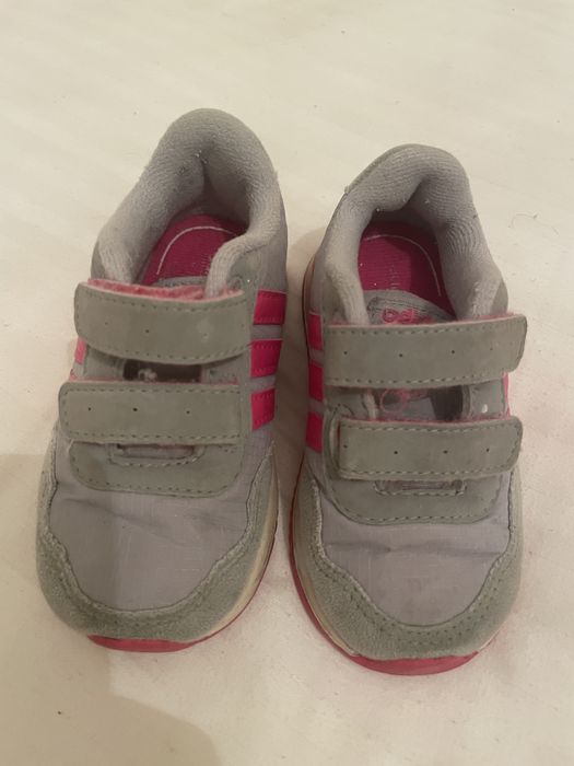 Adidas roz fucsia cu gri material textil marimea 21