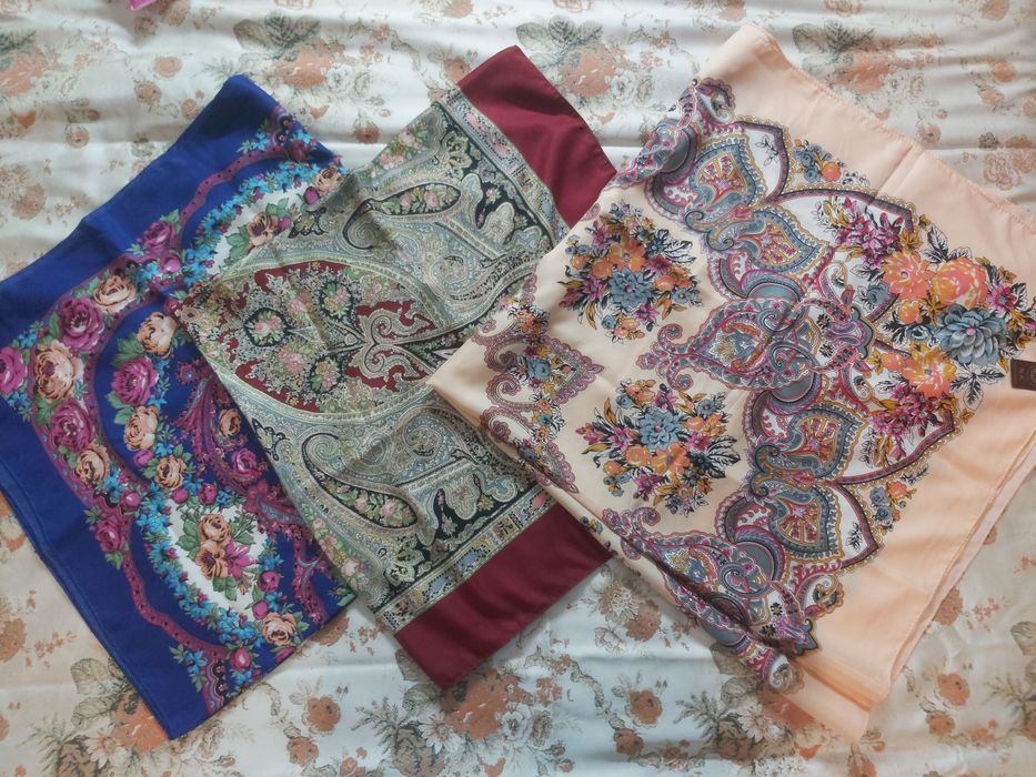 Фирменные платки