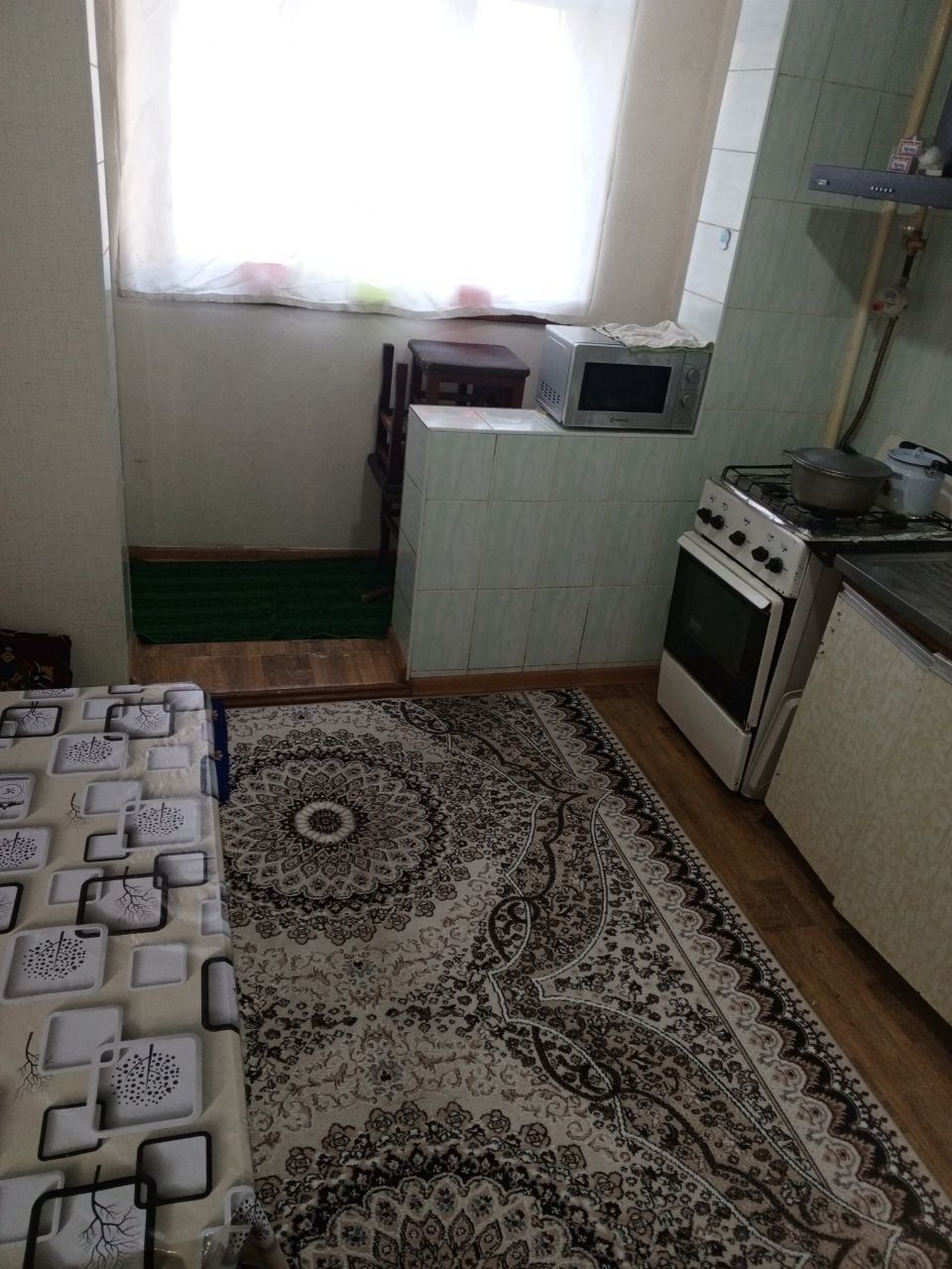 2 ком. квартира, 2/2/9. Янгихает р-н, Спутник 4 (Сергели). Метро 500 м