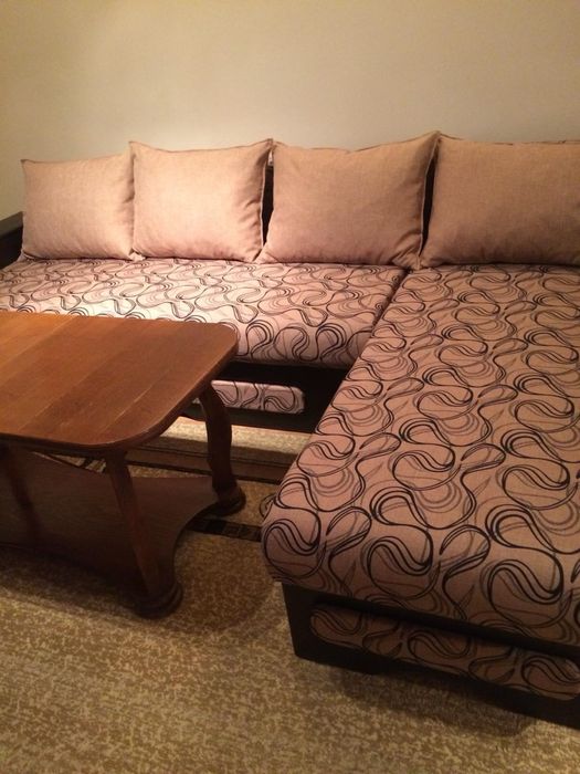 Канапе почти ново