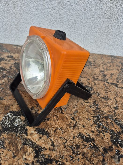 Vand lanterna ,model 6volti (4x1.5v R20),made Germania Comunista (DDR)