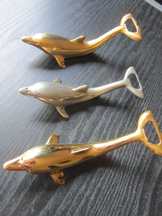 cadou rar desfacator de sticle metalic Delfin x3 made in Germany 1980