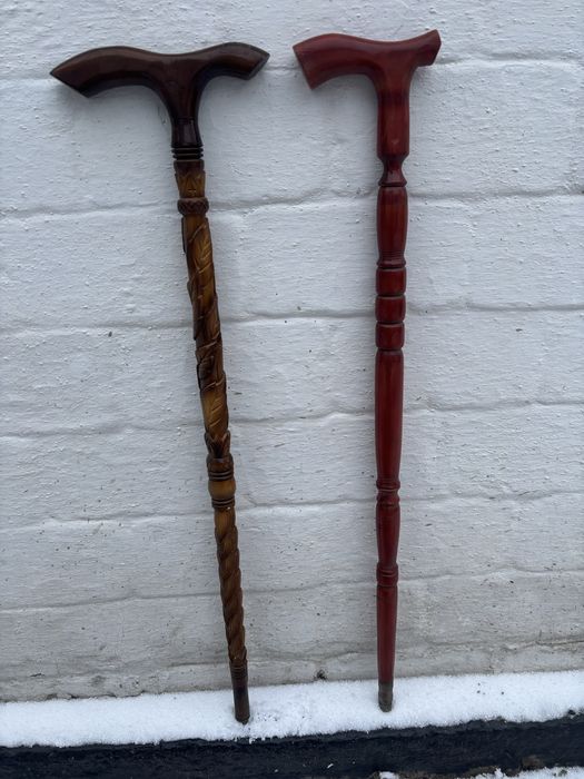 Продам трость из дерева , новая