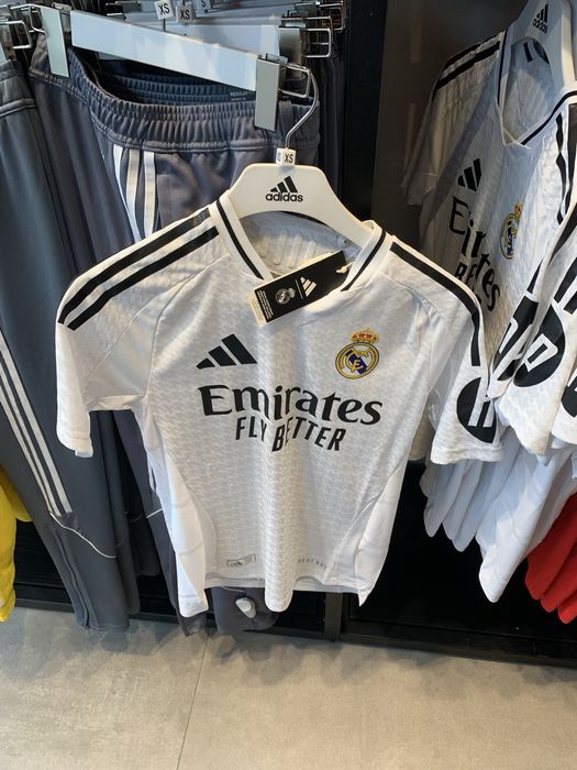 Оригинални Футболни Тениски