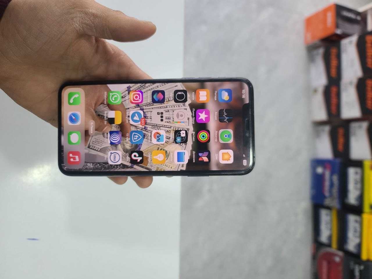 iPhone 11 Pro Max