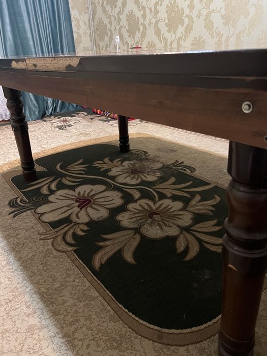 Стол трансформер и стулья