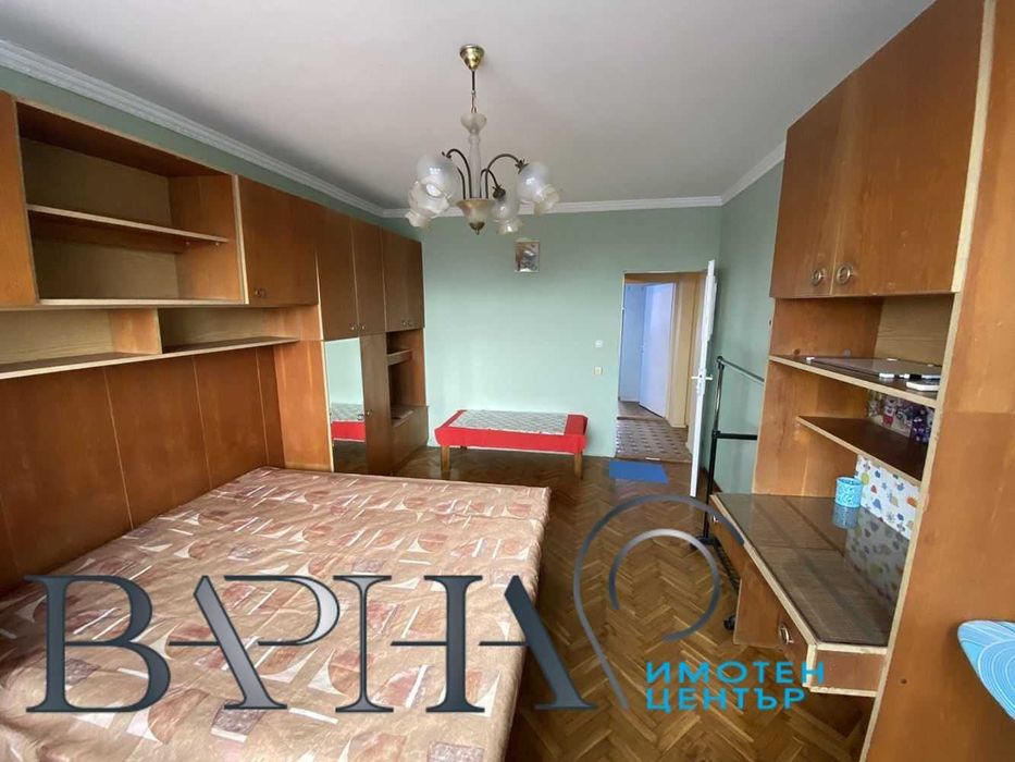Дава се под наем Тристаен апартамент в Варна, Център - 100 кв.м за 612 € - Снимка #8