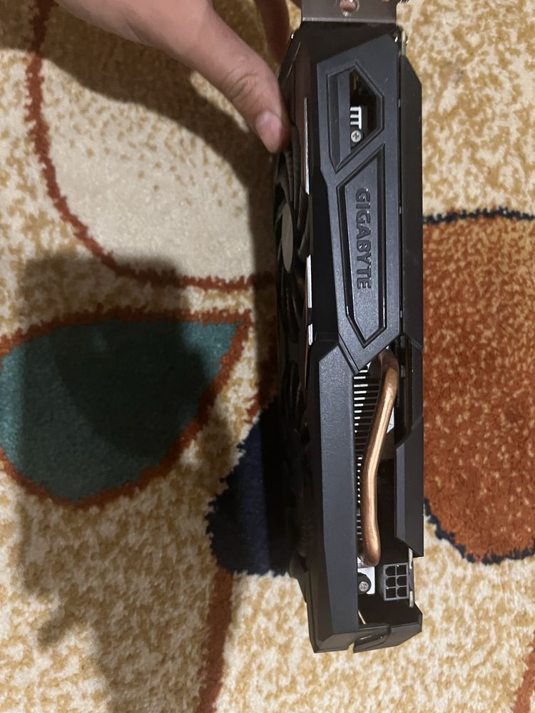 видеокарта GIGABYTE NVIDIA GeForce GTX 1050 Ti.