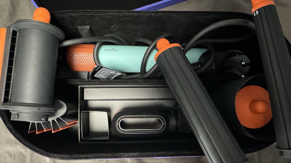 Маша сешоар Dyson Airwrap I. D.