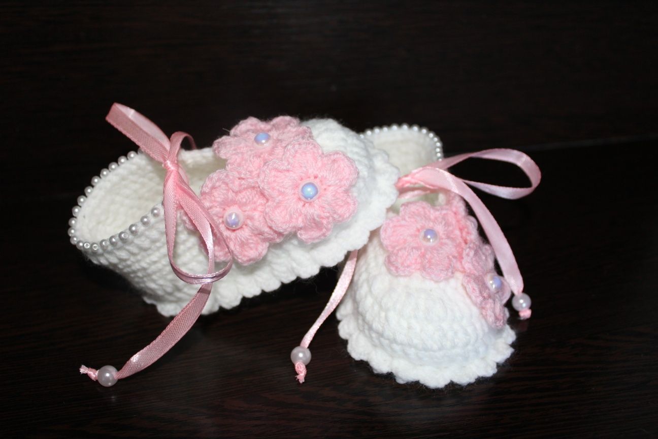 Вязаные туфельки  для малышек !