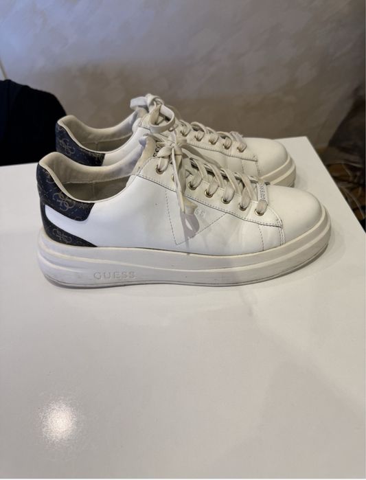 Обувки Guess 43 номер