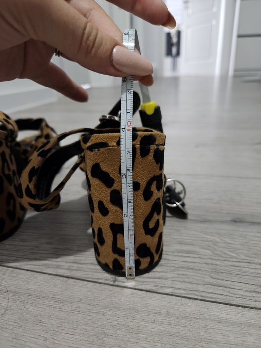 Sandale H&M 38 toc gros