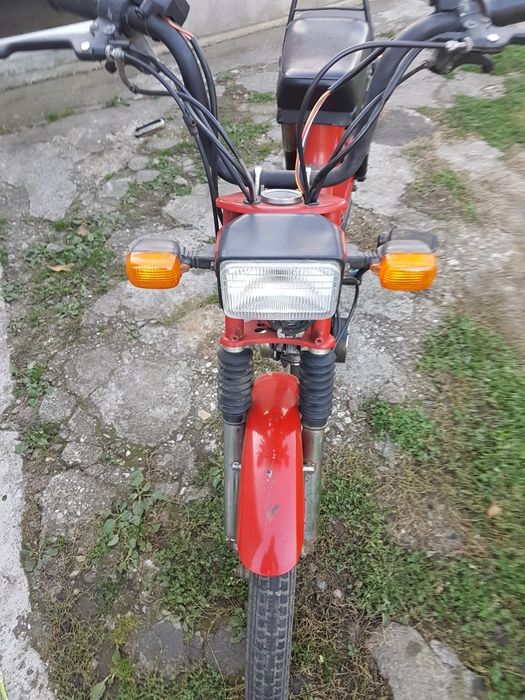 Scuter cu pedale