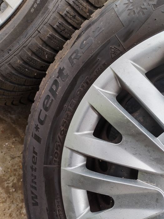 Jante + anvelope iarna hankook 195 65 R15