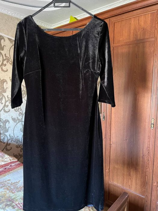 Продаётся вечернее платье