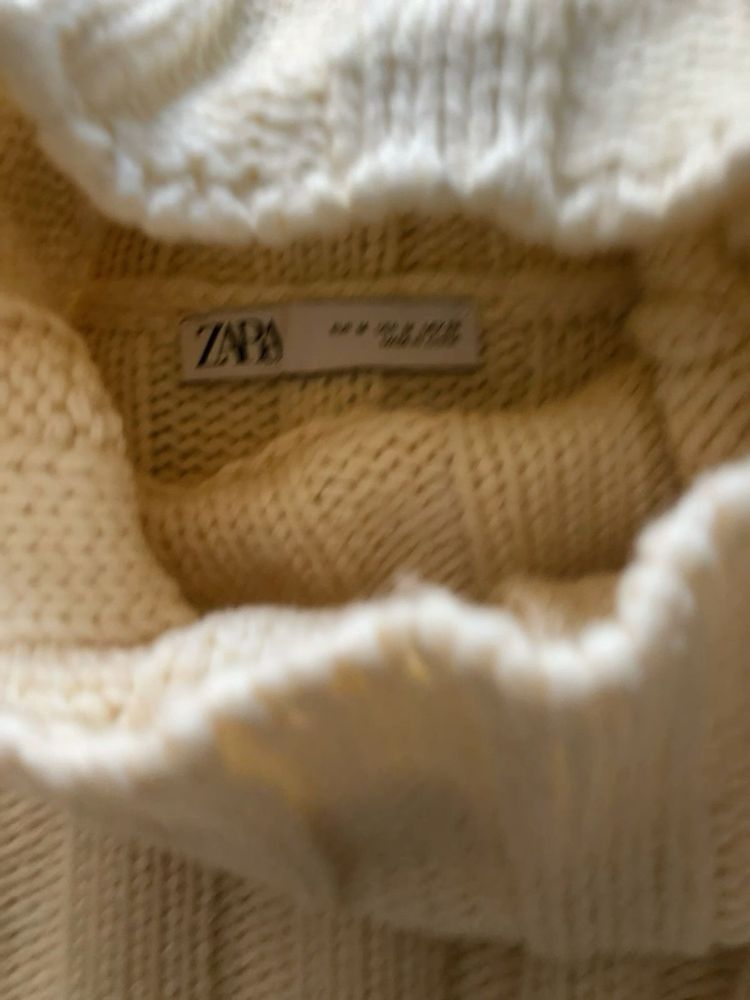 Дамски бял пуловер Zara