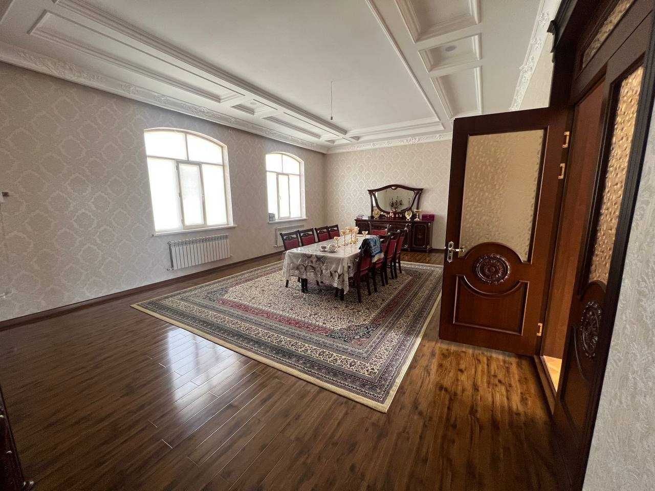 Продается дом 9 соток в Ташкенте. 350 кв.м дом + 350 кв.м подвал.