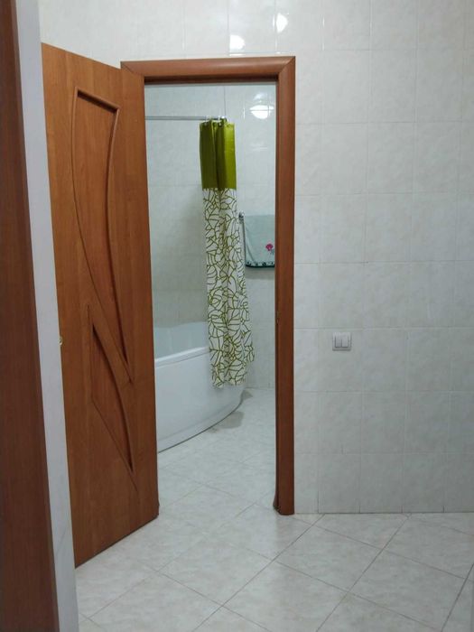 Батыс 1. Продаётся 2 комн.кв.  90 кв.м. Ж.К. Саулет Курылыс.