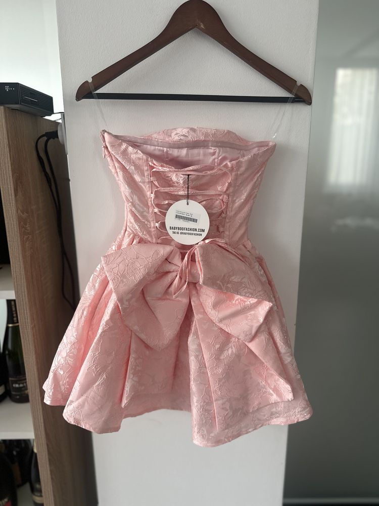 Rochie roz, scurta