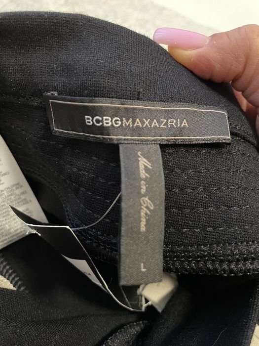BCBG MAX AZRIA чисто нов дамски клин-панталон