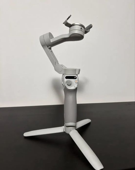 Stabilizator Dji Osmo Mobile SE