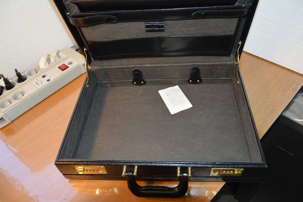 Servieta diplomat(noua-nefolosita)