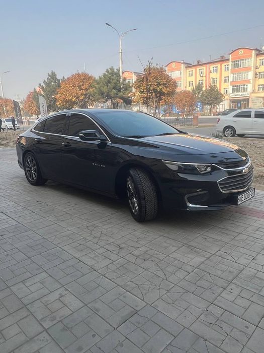 Malibu 2 qora 2,4 mator 2018 gazi bor