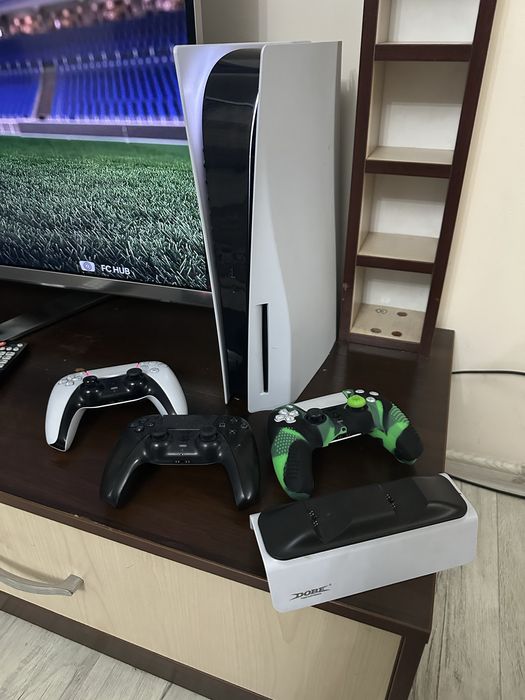 Sony PS5 Сони пс5 плейстейшен 5 playstation 5 +4игры+2 джостика+зарядк