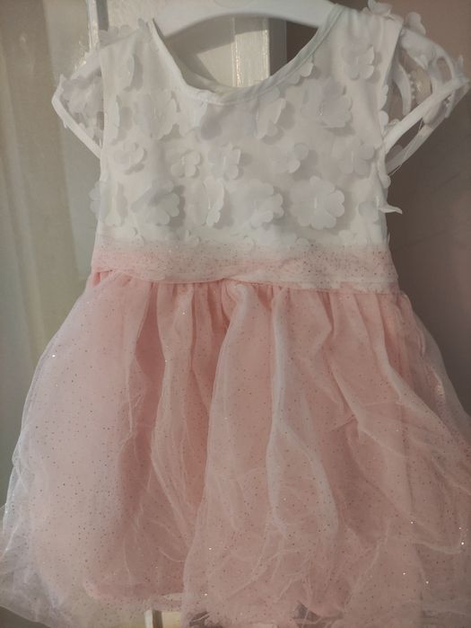 Продам детские платья