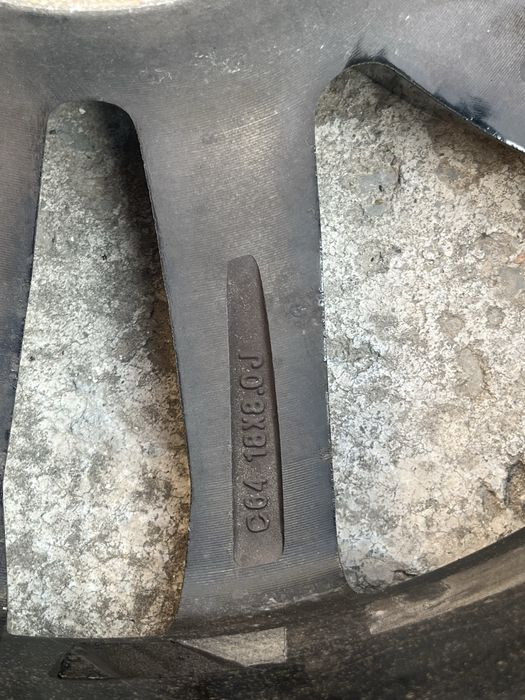 Алуминиеви джанти Audi 5x112 18 66.6/57.1 с летни гуми 245/40/18