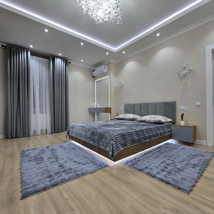 Новостройка  на Махтумкули  3 этаж 71м²