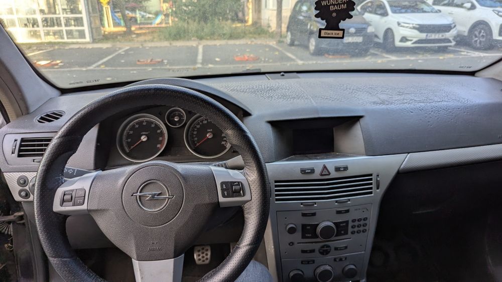 Opel Astra H 2.0T 170CP