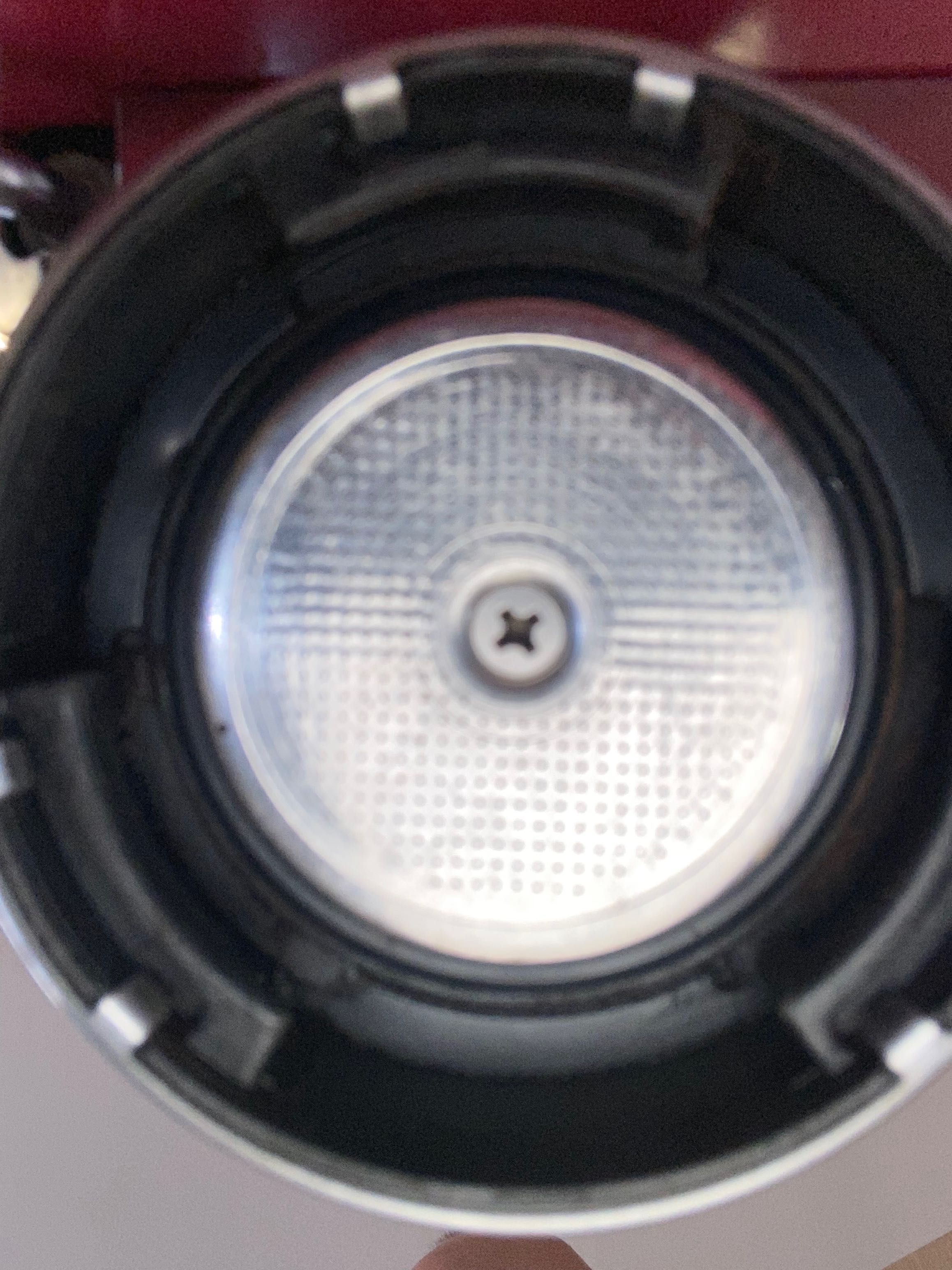 Кафемашина Delonghi Dedica E685.R